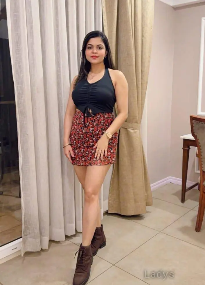 Isha (22) – Call Girl & Independent Escort Service in Rāipur - Gallery Photo 4