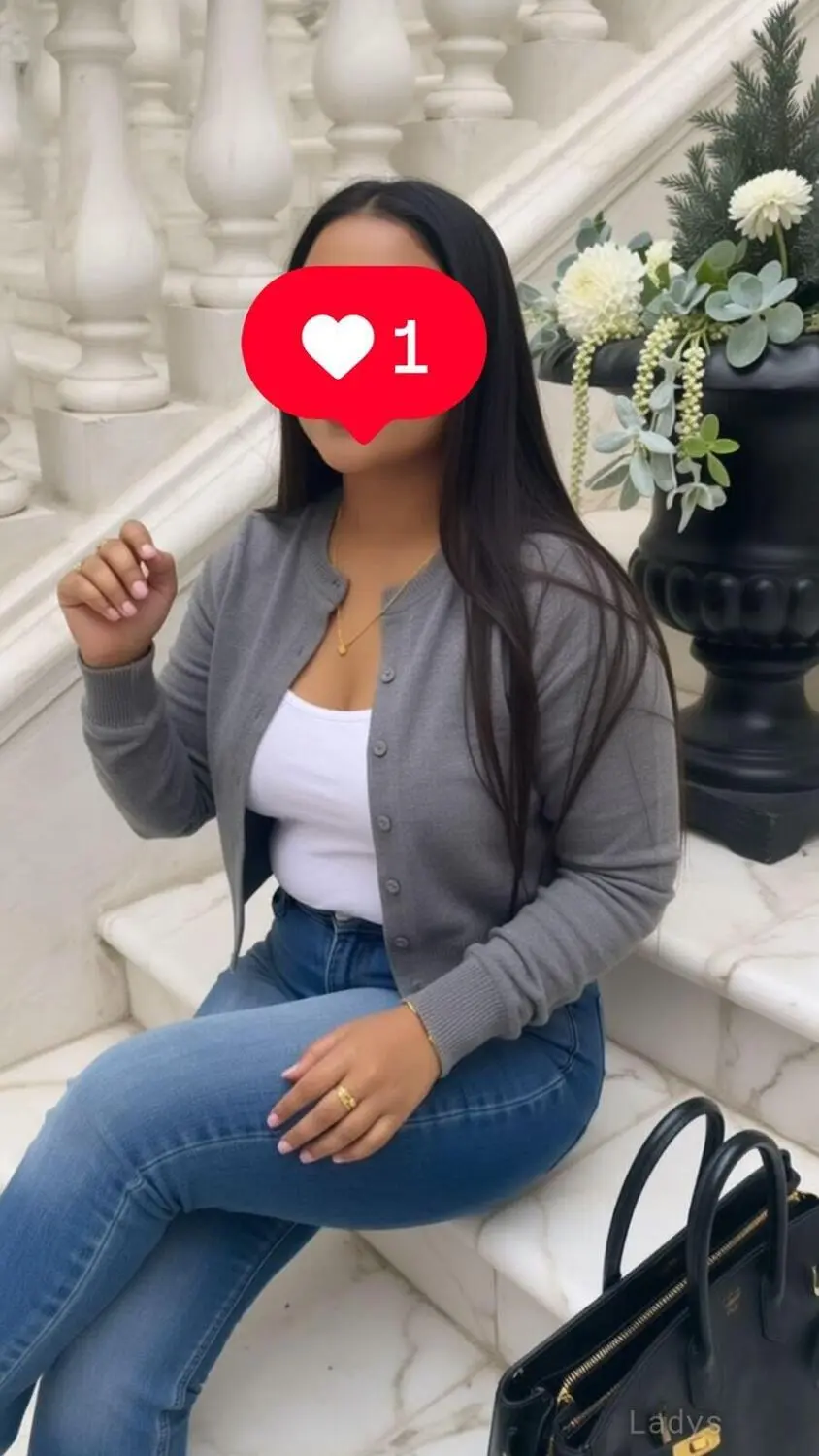 Ananya (26) – Call Girl & Independent Escort Service in Rāipur - Gallery Photo 3