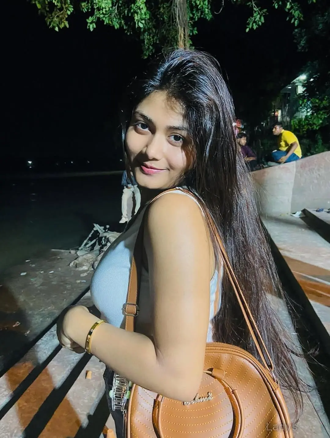 Aditi (21) – Call Girl & Independent Escort Service in Rājkot - Gallery Photo 3