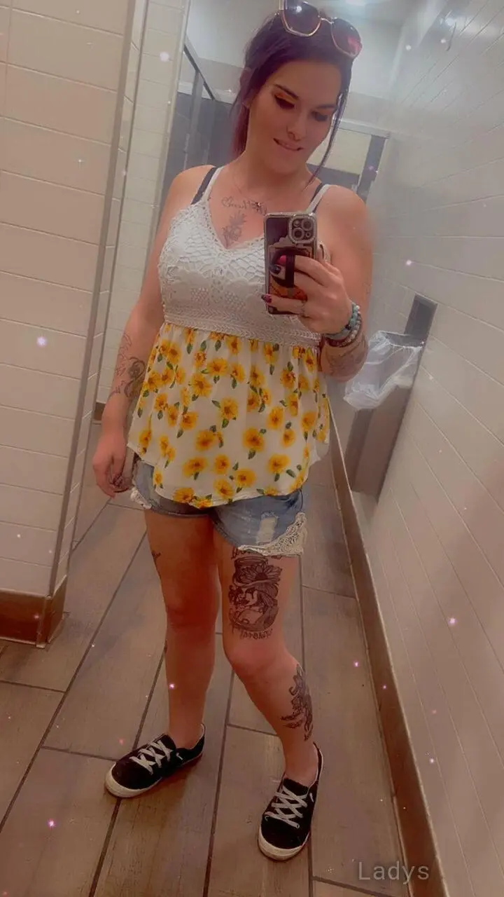 Melissa (28) – Call Girl & Independent Escort Service in Raleigh - Gallery Photo 3