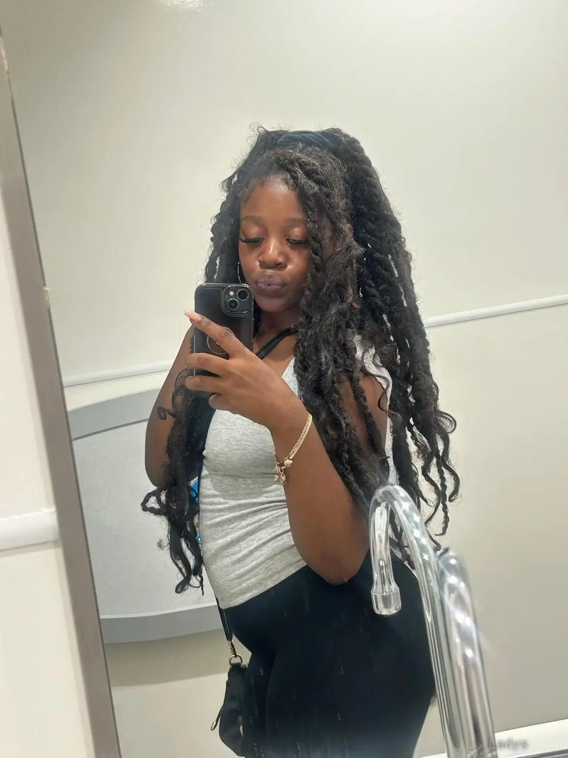 Pretty Minii (20) – Call Girl & Independent Escort Service in Raleigh - Gallery Photo 3