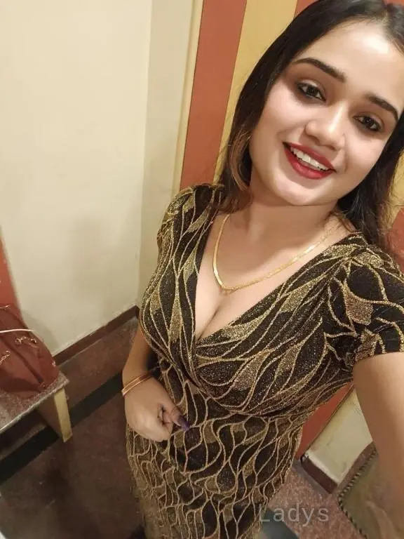 Rema (21) – Call Girl & Independent Escort Service in Ranchi - Gallery Photo 2