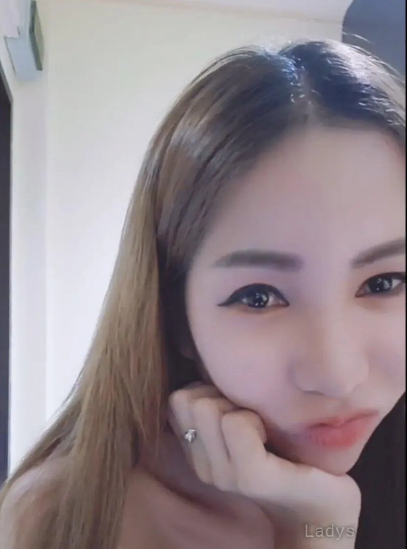 Momay (25) – Call Girl & Independent Escort Service in Rayong - Gallery Photo 4