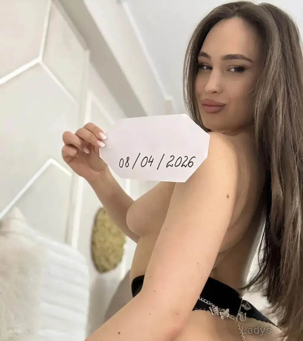Amaryn (21) – Call Girl & Independent Escort Service in Regina - Gallery Photo 3