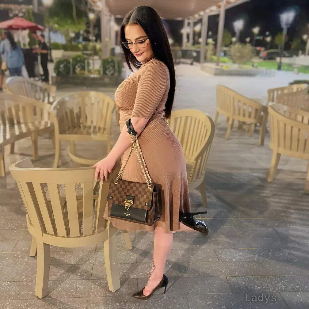 Katt Monroe (28) – Call Girl & Independent Escort Service in Richmond - Gallery Photo 5
