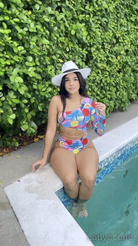 Pame (23) – Call Girl & Independent Escort Service in Rio Rancho - Gallery Photo 4