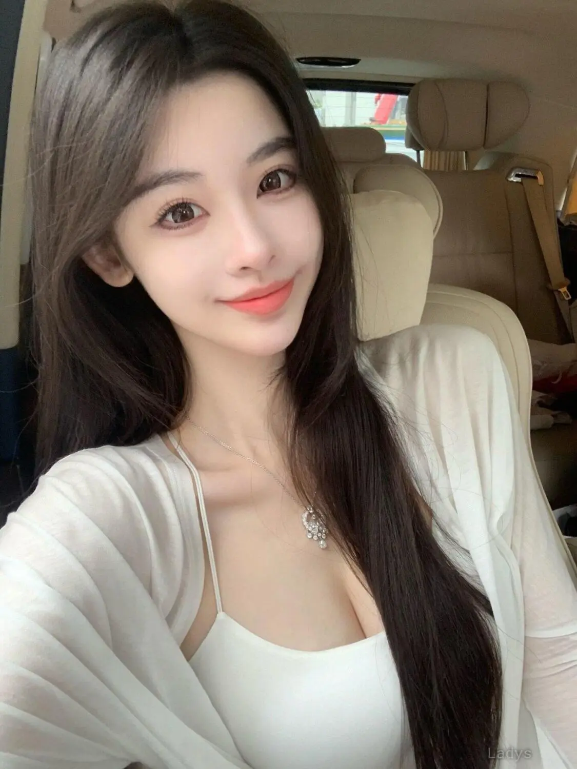 Mary (23) – Call Girl & Independent Escort Service in Rizhao - Gallery Photo 4