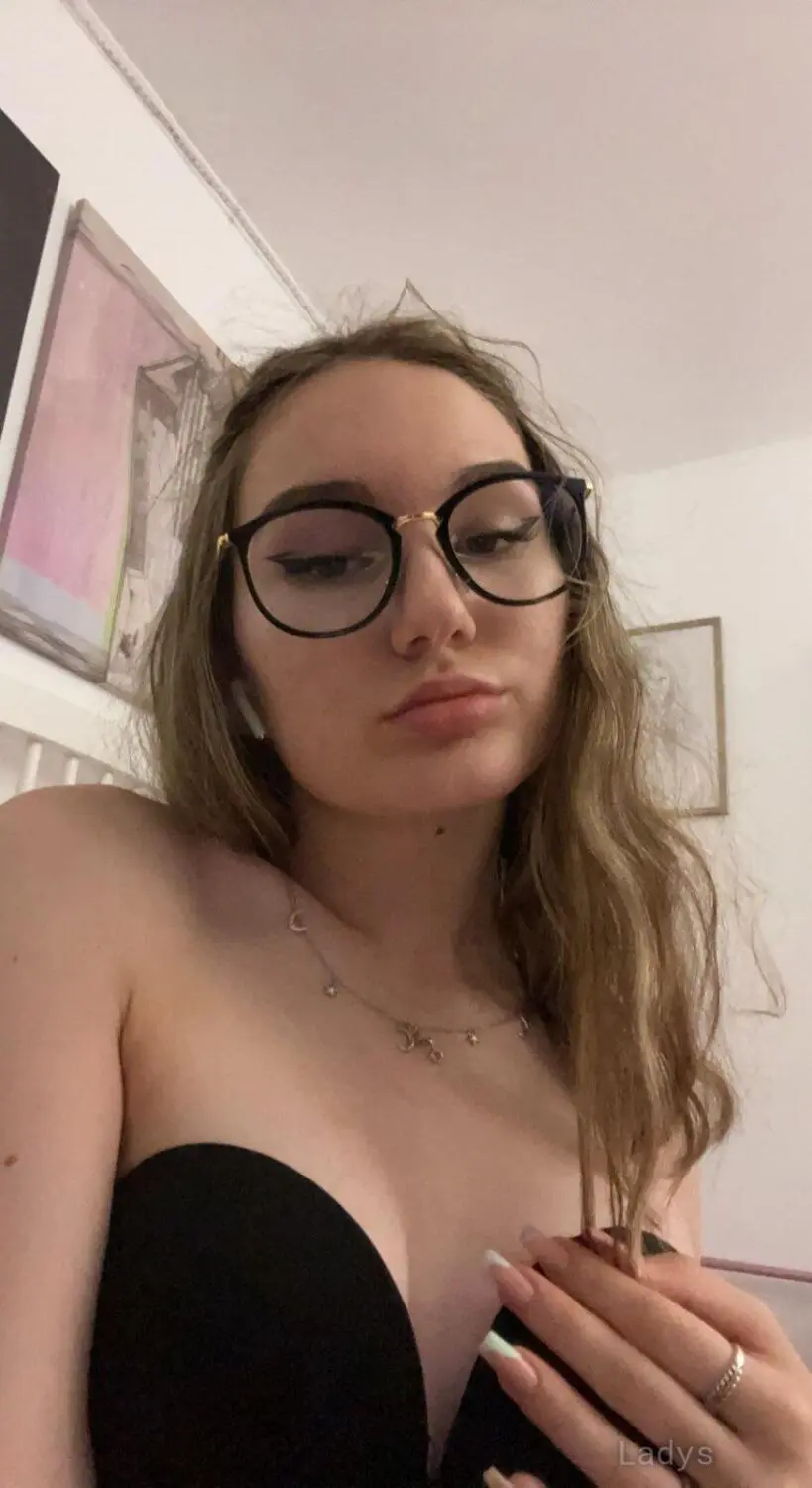 Lisa (24) – Call Girl & Independent Escort Service in Roanoke - Gallery Photo 3