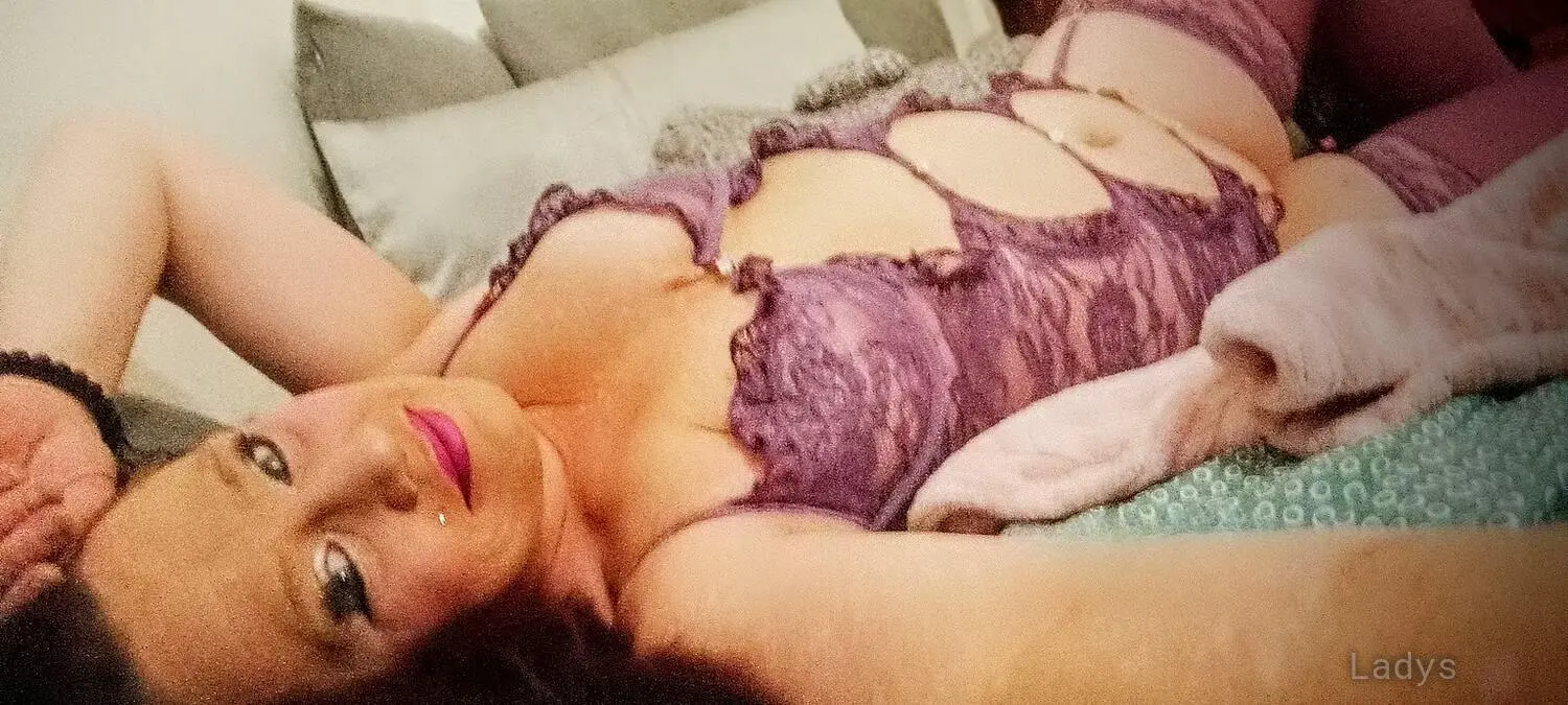 Pixie (42) – Call Girl & Independent Escort Service in Rochester - Gallery Photo 4