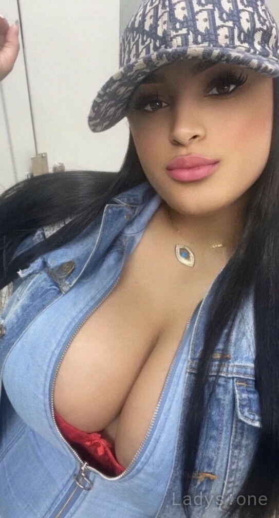 Melany (25) – Call Girl & Independent Escort Service in Rockies - Gallery Photo 2