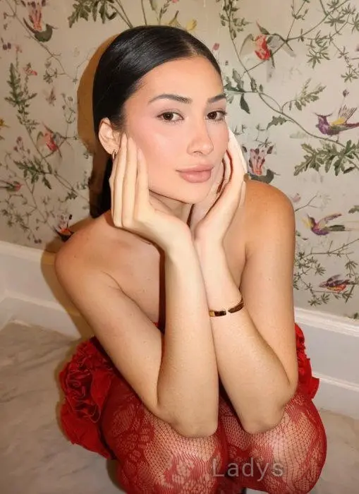 Beatrice (22) – Call Girl & Independent Escort Service in Mexico City - Gallery Photo 5
