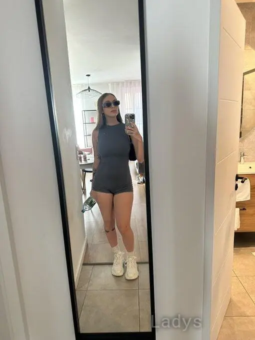 Ornelia Rom (26) – Call Girl & Independent Escort Service in Mexico City - Gallery Photo 3