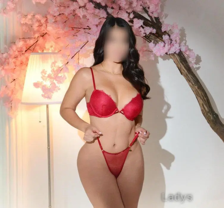 Ainoa (31) – Call Girl & Independent Escort Service in Rotterdam - Gallery Photo 2