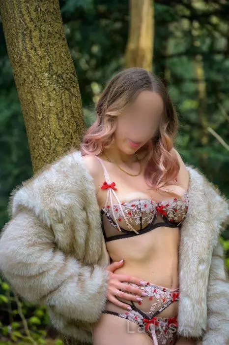 Annabelle (24) – Call Girl & Independent Escort Service in Rotterdam - Gallery Photo 4