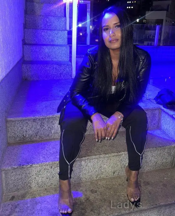 Daniela (27) – Call Girl & Independent Escort Service in Rouen - Gallery Photo 3