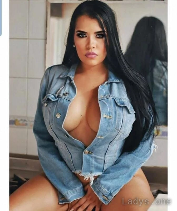 Bonny Lover (26) – Call Girl & Independent Escort Service in Saint-Denis - Gallery Photo 5