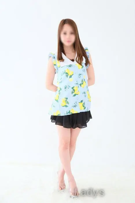 Yurina (25) – Call Girl & Independent Escort Service in Saitama - Gallery Photo 2