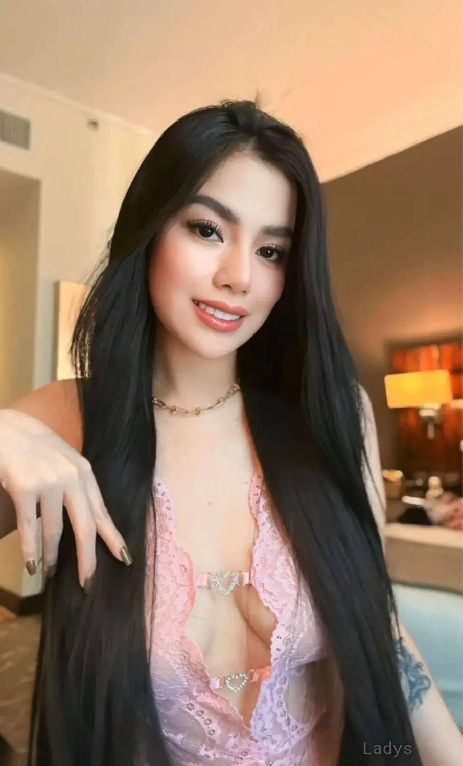 Lalisa (25) – Call Girl & Independent Escort Service in Şalālah - Gallery Photo 3