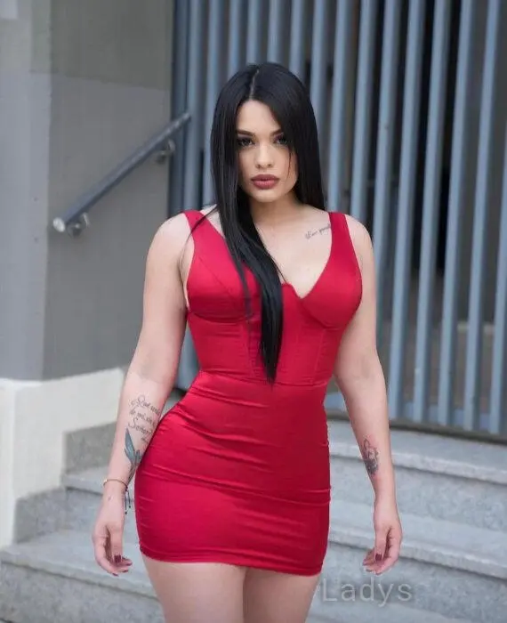 Mariana (25) – Call Girl & Independent Escort Service in Kuwait City - Gallery Photo 4