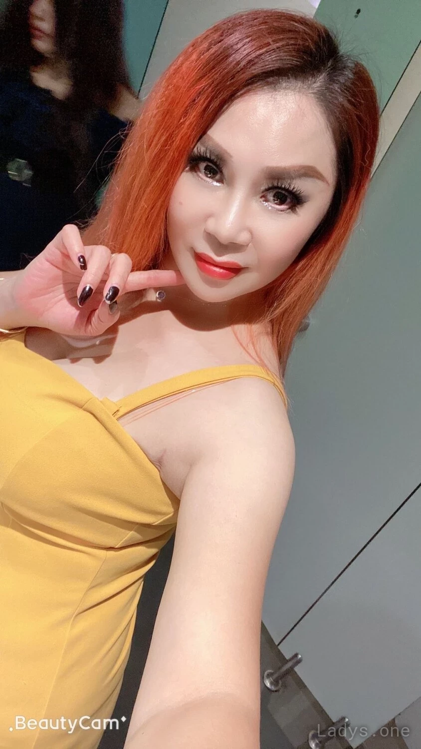 Vera (25) – Call Girl & Independent Escort Service in Kuwait City - Gallery Photo 3