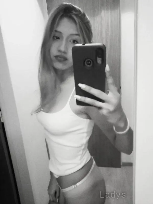 Natasha (21) – Call Girl & Independent Escort Service in Saltillo - Gallery Photo 4