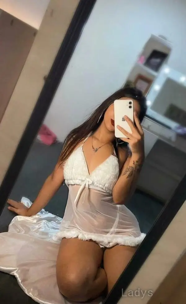 Mara (26) – Call Girl & Independent Escort Service in Saltillo - Gallery Photo 3