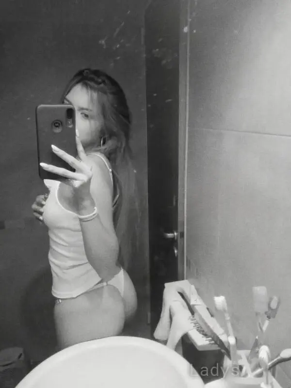 Natasha (21) – Call Girl & Independent Escort Service in Saltillo - Gallery Photo 3