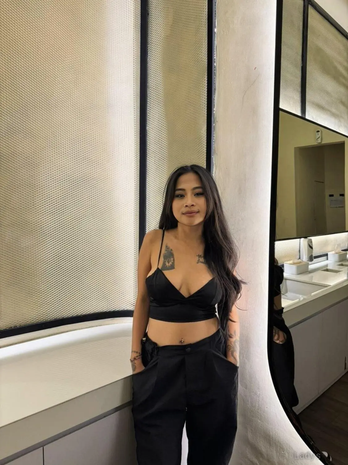 Shanon (22) – Call Girl & Independent Escort Service in Samarinda - Gallery Photo 3