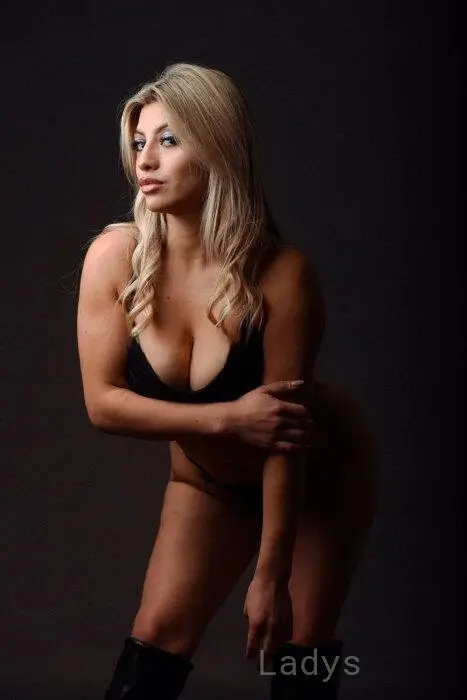 Zaira (23) – Call Girl & Independent Escort Service in San Roque - Gallery Photo 3