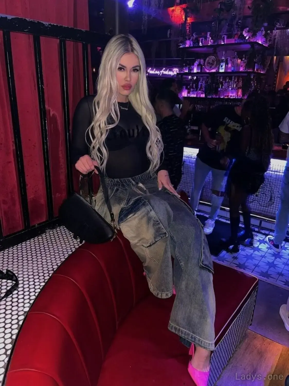 Lili (22) – Call Girl & Independent Escort Service in Sandy - Gallery Photo 2