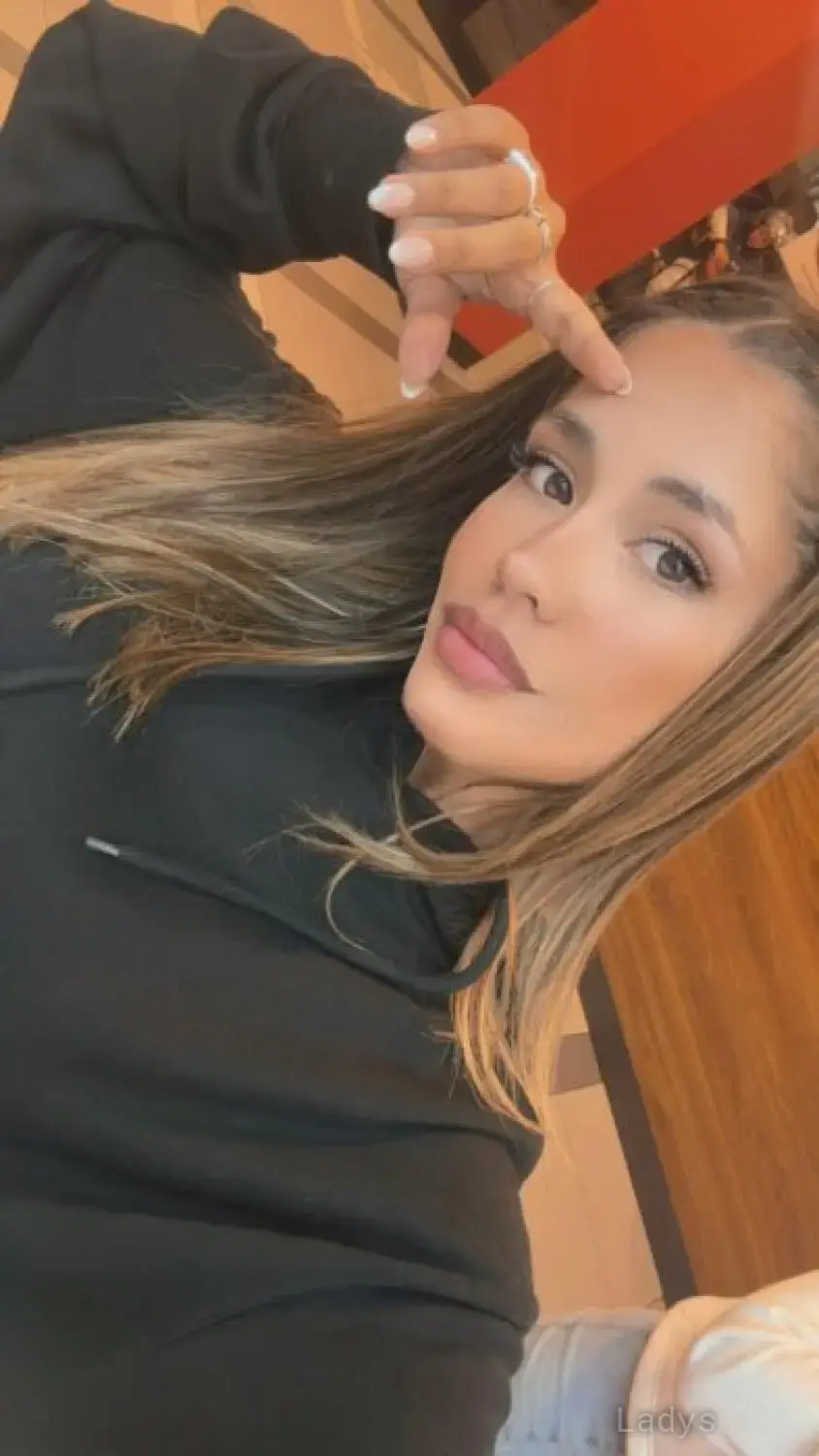 Trina (21) – Call Girl & Independent Escort Service in Santander - Gallery Photo 2