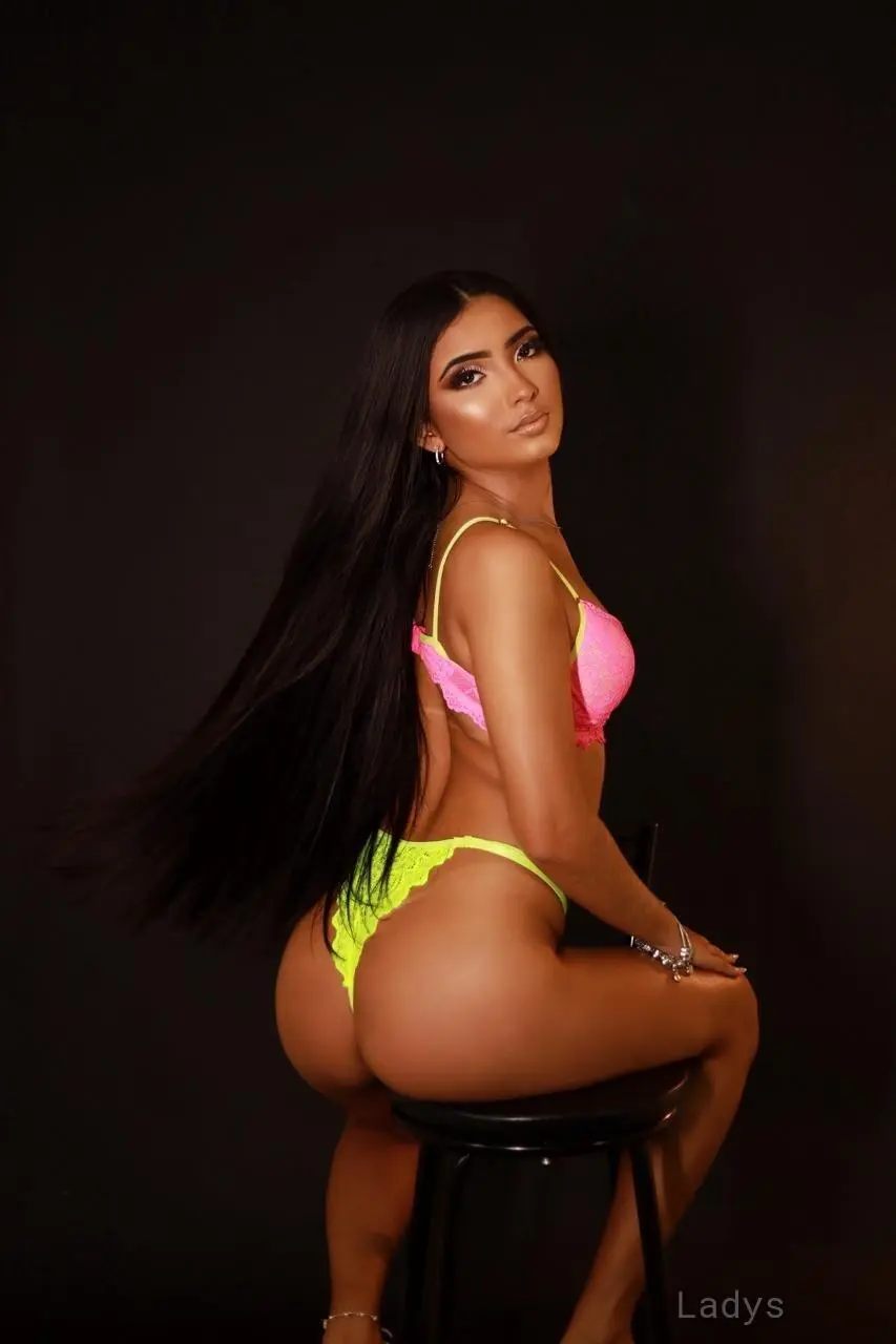 Aylla (22) – Call Girl & Independent Escort Service in Santo André - Gallery Photo 3