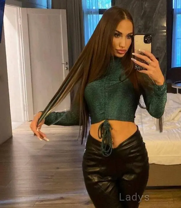 Ayca (22) – Call Girl & Independent Escort Service in Sarandë - Gallery Photo 5