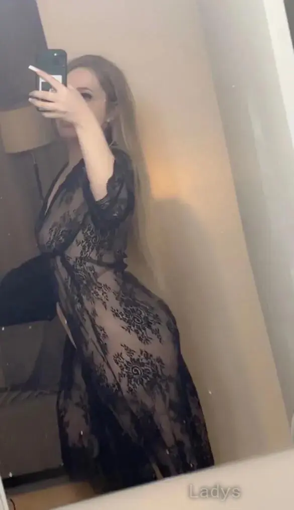 Bella (24) – Call Girl & Independent Escort Service in Saskatoon - Gallery Photo 2