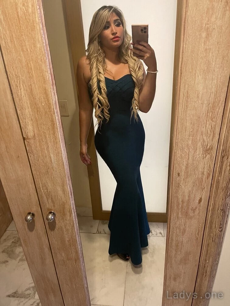 Bella Fox (21) – Call Girl & Independent Escort Service in Schaumburg - Gallery Photo 3