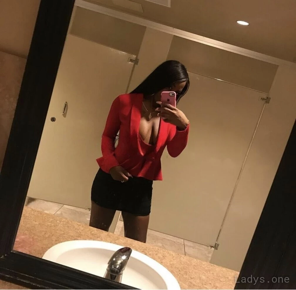 Sasha (24) – Call Girl & Independent Escort Service in Scranton - Gallery Photo 4