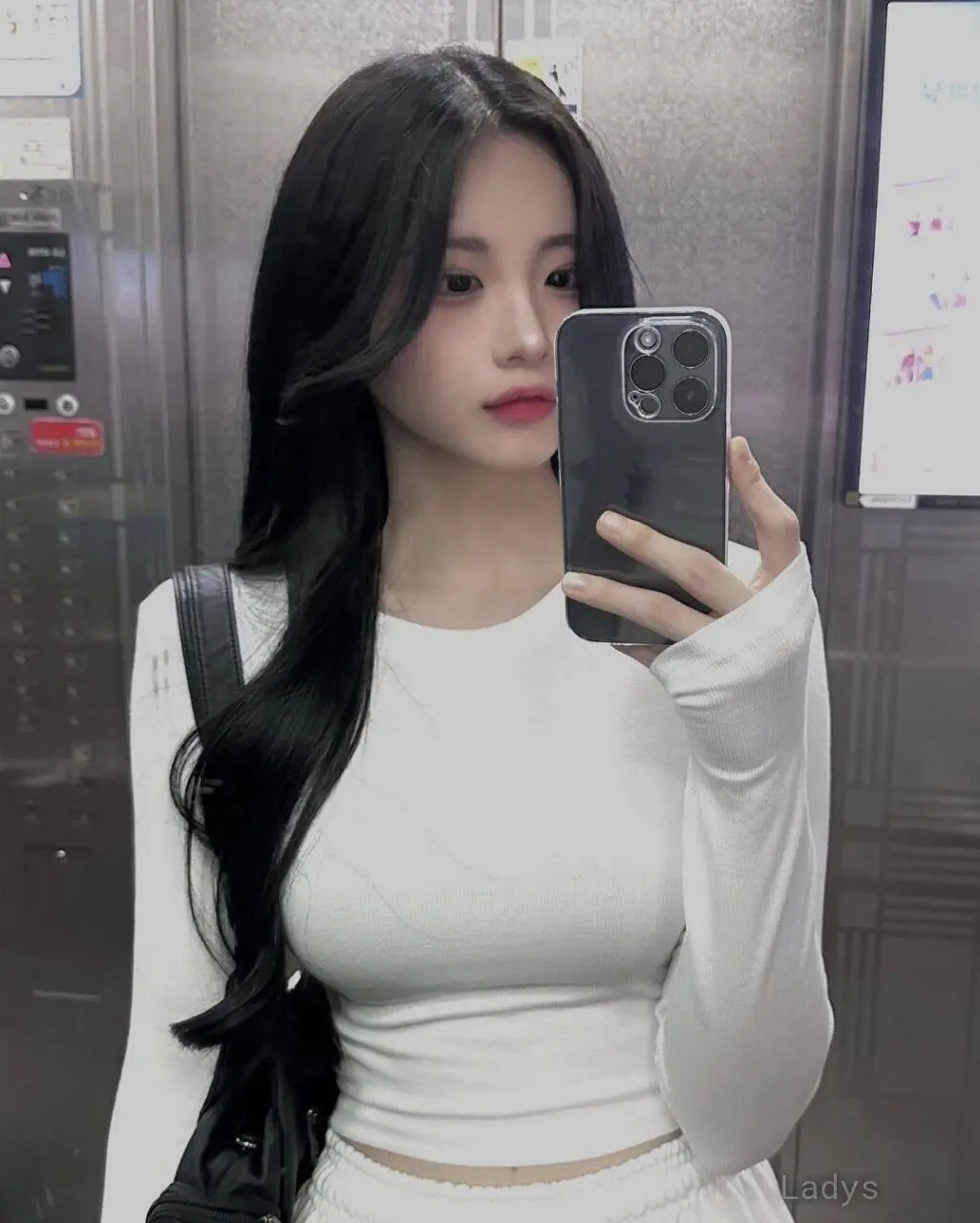 Miso (24) – Call Girl & Independent Escort Service in Seoul - Gallery Photo 3