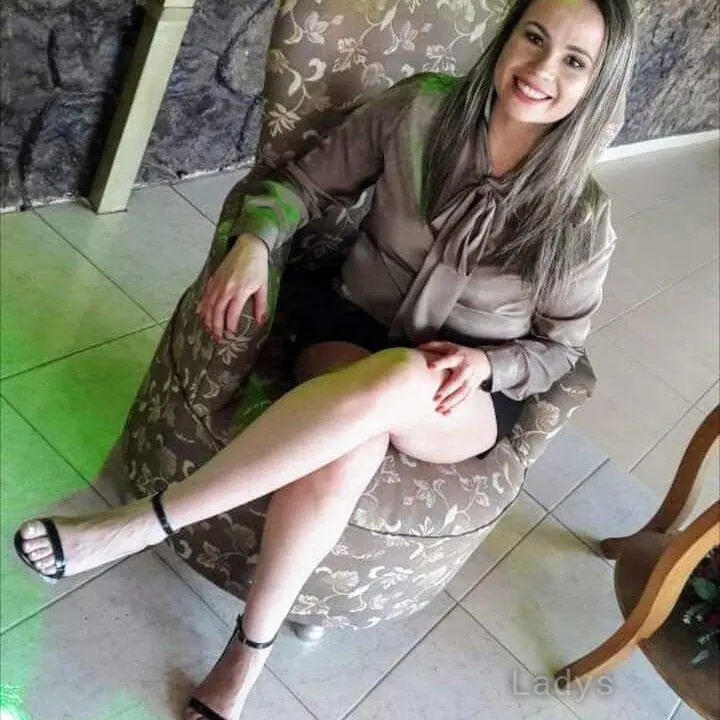 Carla (29) – Call Girl & Independent Escort Service in Setúbal - Gallery Photo 8