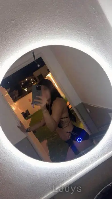 Tania (25) – Call Girl & Independent Escort Service in Sevilla - Gallery Photo 4