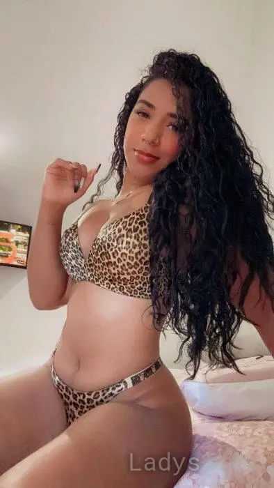 Aileen (28) – Call Girl & Independent Escort Service in Sevilla - Gallery Photo 2