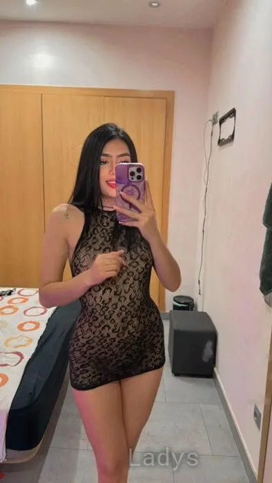 Mia (28) – Call Girl & Independent Escort Service in Sevilla - Gallery Photo 3