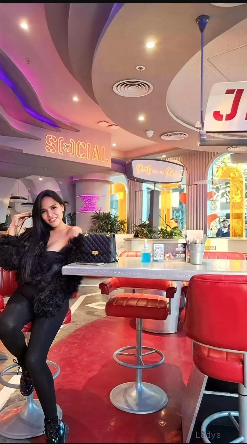 Autumn (25) – Call Girl & Independent Escort Service in Shanghai - Gallery Photo 3