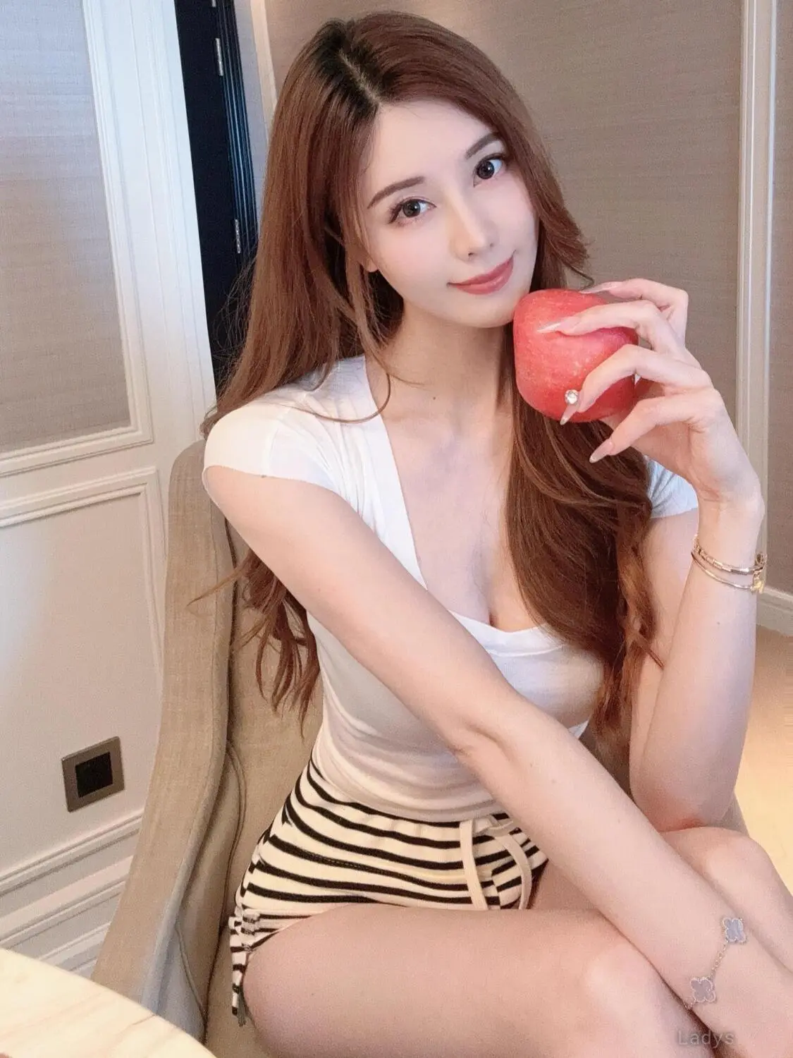 Whatsapp Or (22) – Call Girl & Independent Escort Service in Shanghai - Gallery Photo 2