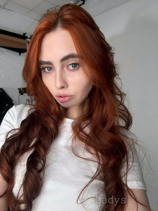 Dina (20) – Call Girl & Independent Escort Service in Shengjin - Gallery Photo 3