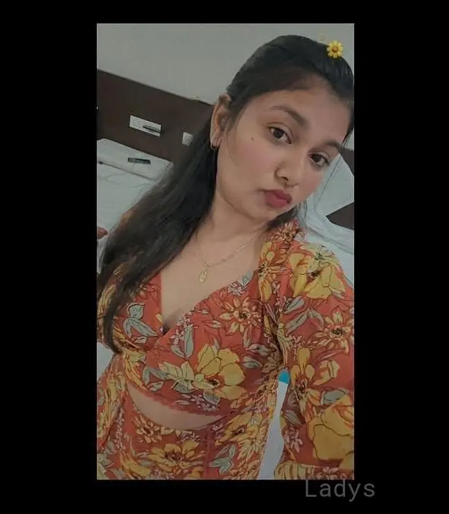 Naina (23) – Call Girl & Independent Escort Service in Shillong - Gallery Photo 4