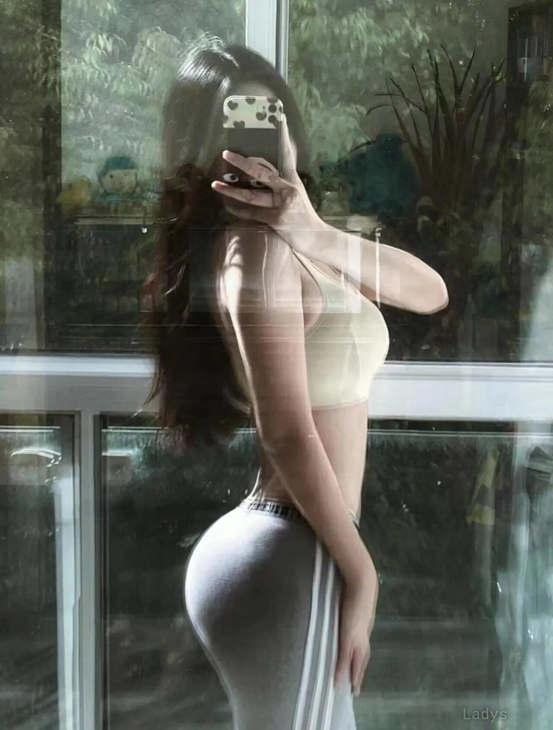 Lulu (23) – Call Girl & Independent Escort Service in Shiyan - Gallery Photo 3