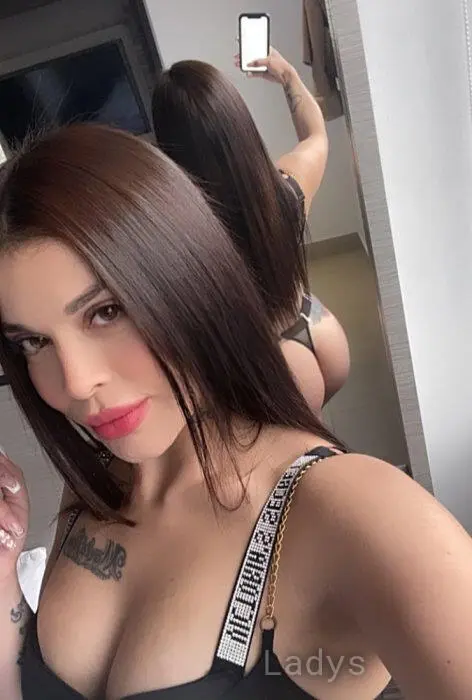 Mariana (27) – Call Girl & Independent Escort Service in Shkodër - Gallery Photo 4