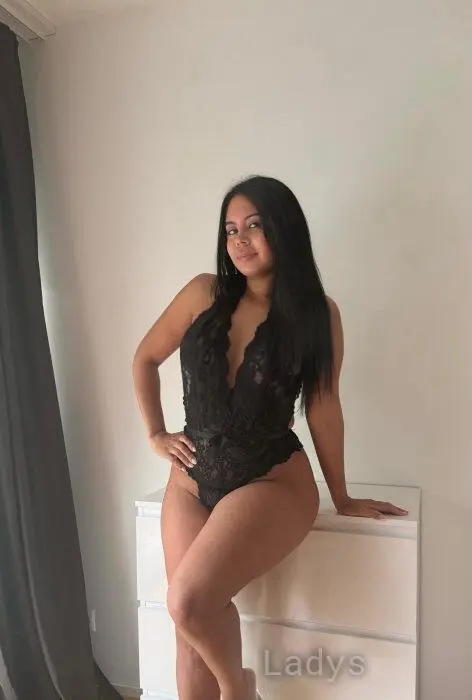 Meghan (25) – Call Girl & Independent Escort Service in Shkodër - Gallery Photo 2