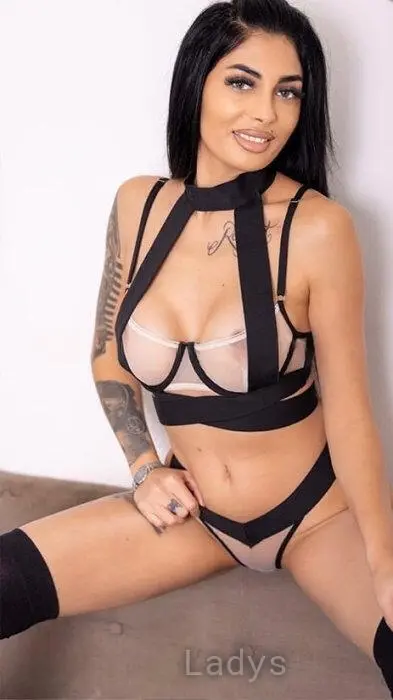 Raisa (29) – Call Girl & Independent Escort Service in Sibiu - Gallery Photo 3
