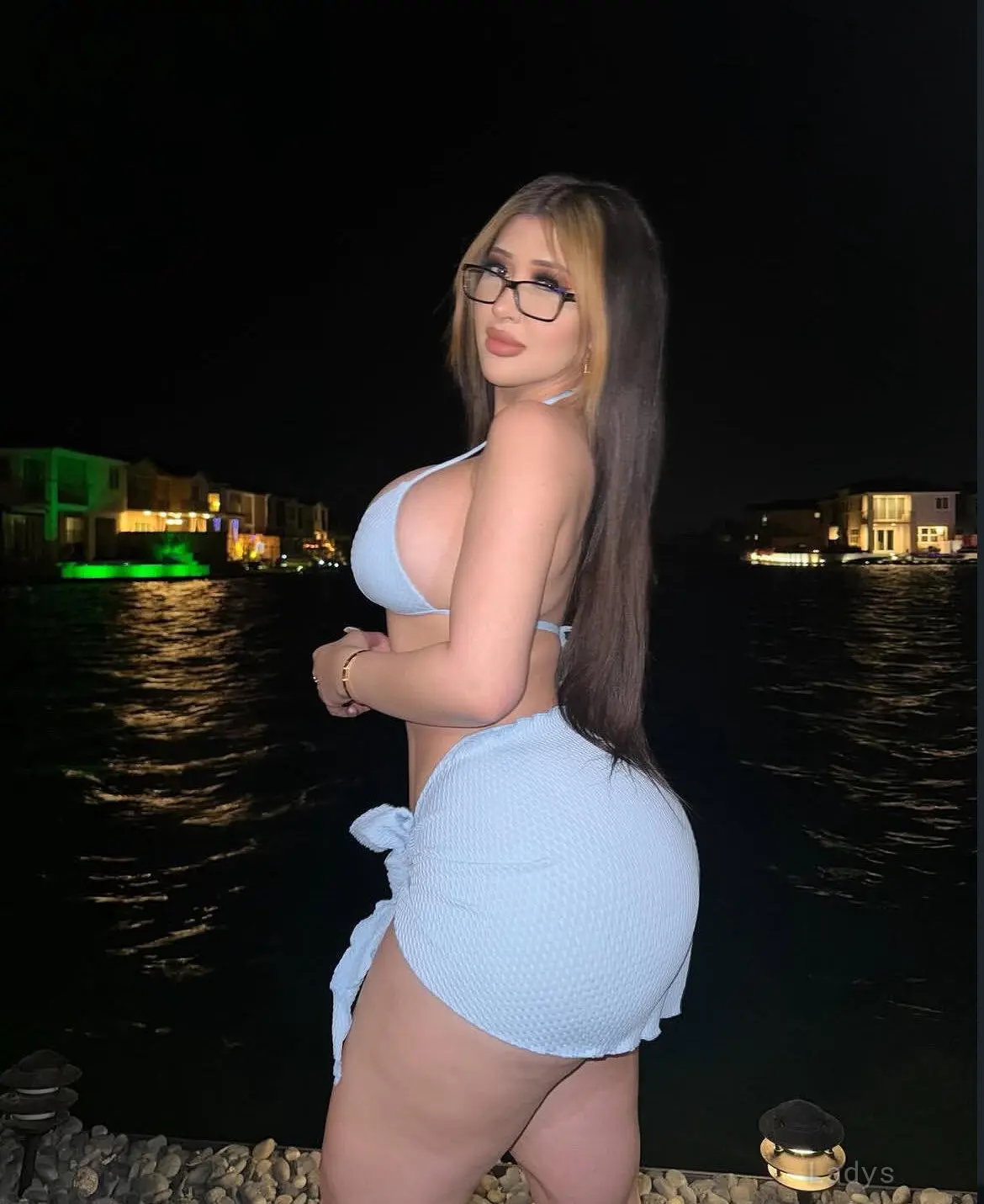 Carine (26) – Call Girl & Independent Escort Service in Siena - Gallery Photo 8